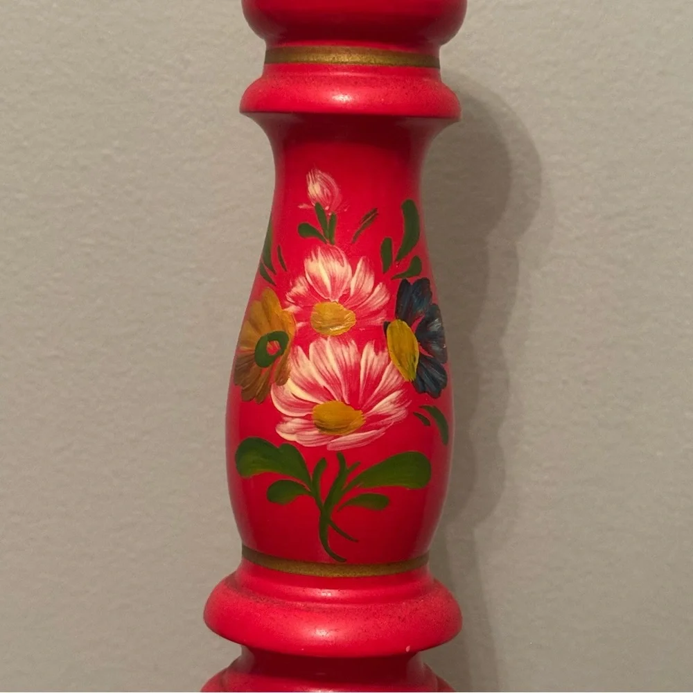 Vintage Tall Hand Painted Red Wooden‎ Pepper Mill Floral Folk Art Grinder